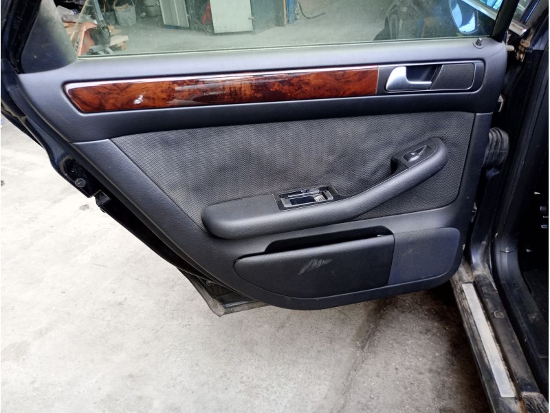 Recambio de guarnecido puerta trasera izquierda para audi a6 c5 (4b2) 2.5 tdi referencia OEM IAM   