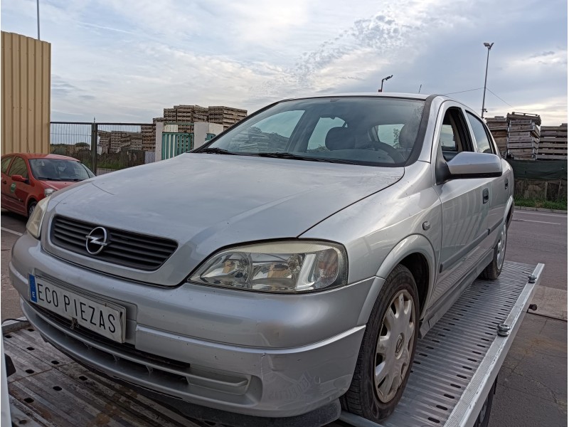 opel astra g hatchback (t98) del año 2000