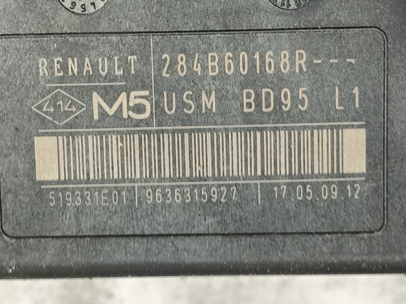 Recambio de caja reles / fusibles para renault megane iii hatchback (bz0/1_, b3_) 1.5 dci (bz09, bz0d, bz1w, bz29, bz14) referen