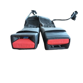 ENGANCHE CINTURON TRASERO DERECHO 406000602AA 