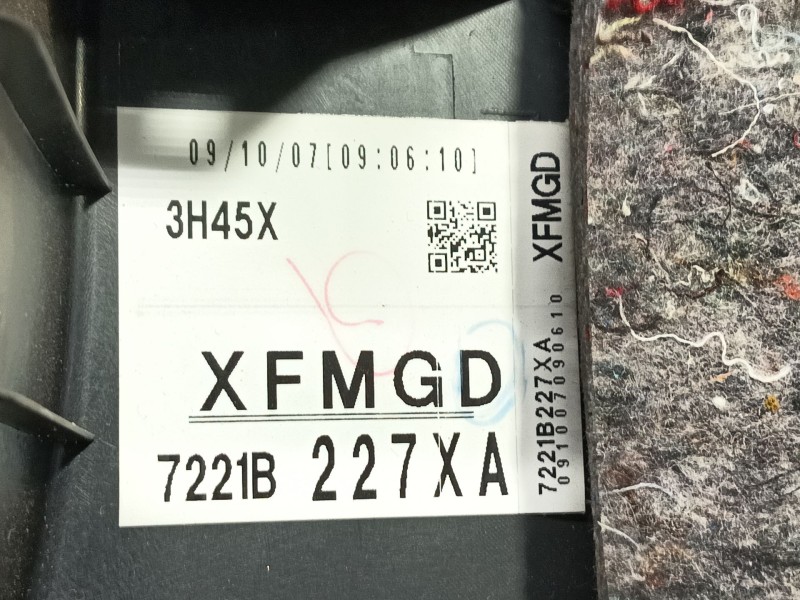 Recambio de guarnecido puerta delantera izquierda para citroën c-crosser (vu_, vv_) 2.2 hdi referencia OEM IAM   