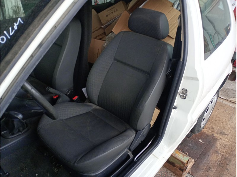 Recambio de asiento delantero izquierdo para volkswagen polo (6n2) 1.0 referencia OEM IAM   