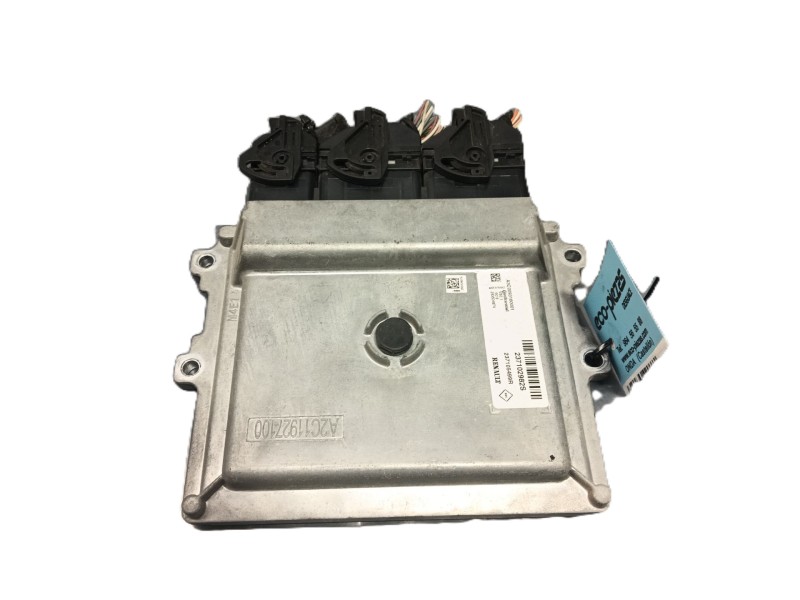 Recambio de centralita motor uce para dacia sandero ii tce 90 (b8m1, b8ma) referencia OEM IAM   