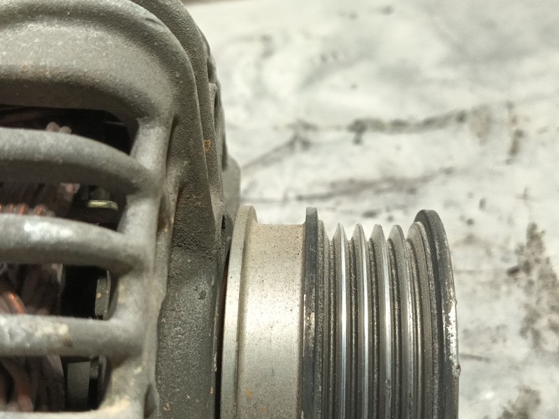 Recambio de alternador para opel astra h gtc (a04) 1.6 (l08) referencia OEM IAM   