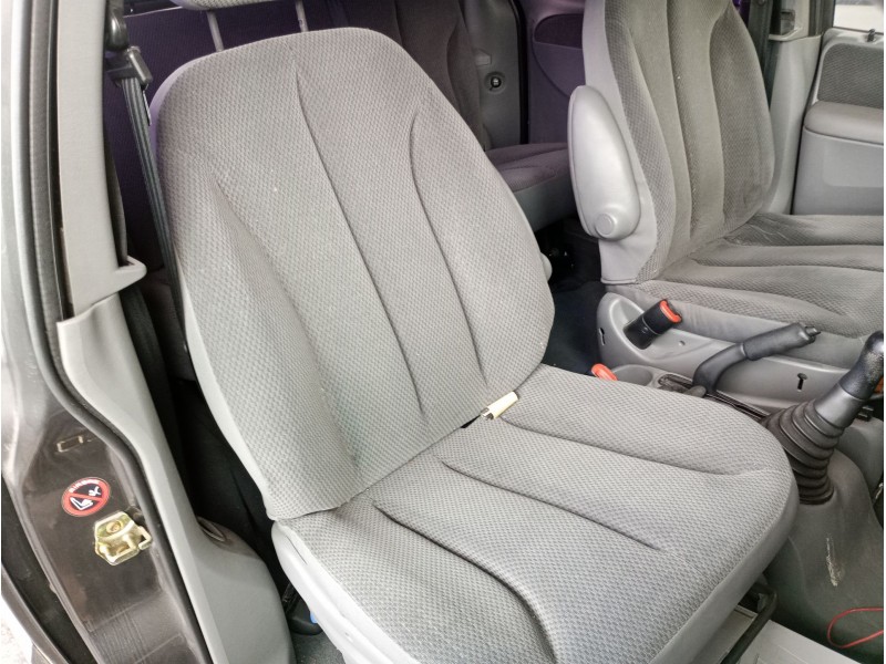 Recambio de asiento delantero derecho para chrysler voyager iv (rg, rs) 2.5 crd referencia OEM IAM   