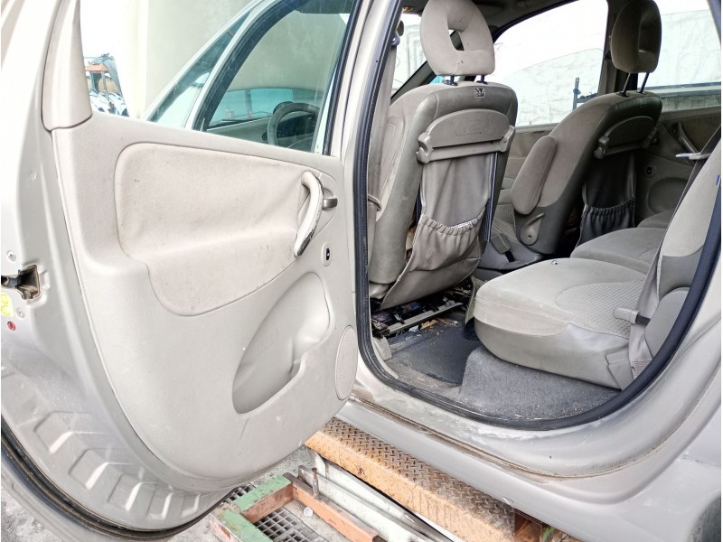 citroën xsara picasso (n68) del año 2004