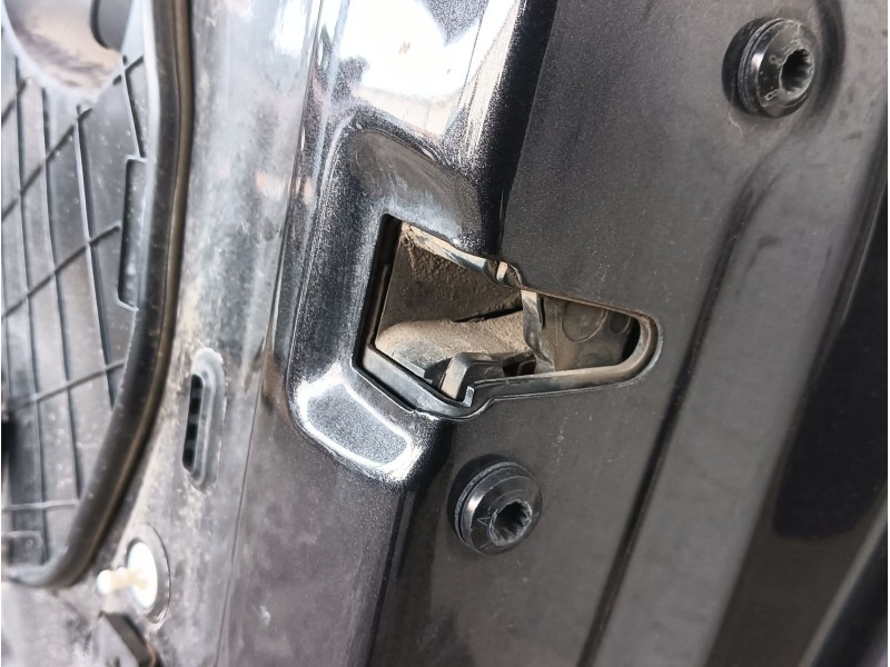 Recambio de puerta delantera derecha para audi a3 (8p1) 2.0 tdi 16v referencia OEM IAM   