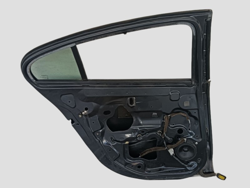 Recambio de puerta trasera izquierda para renault fluence (l3_) 1.5 dci (l30d, l30l, l306, l33f, l33l, l33m, l33v, l33w) referen