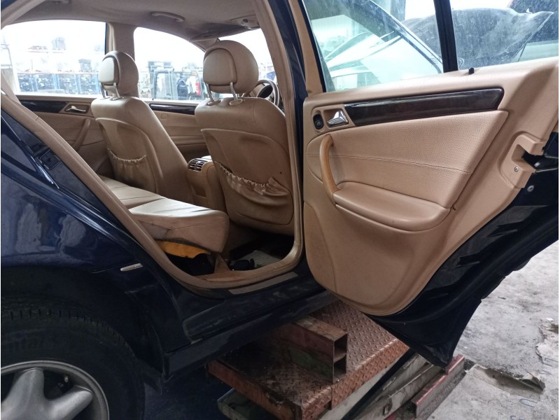 mercedes-benz clase c (w203) del año 2003
