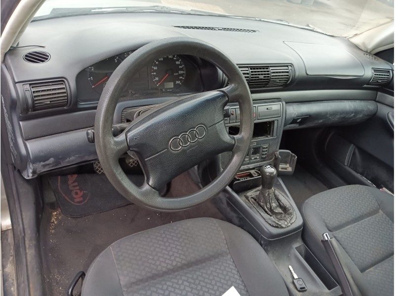 audi a4 b5 (8d2) del año 1995