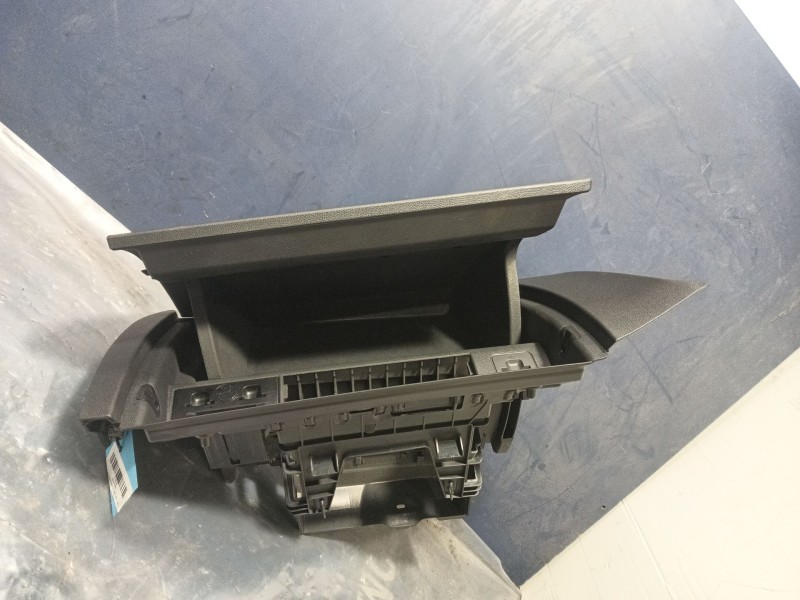 Recambio de guantera para volkswagen polo vi (aw1, bz1, ae1) 1.6 tdi referencia OEM IAM   