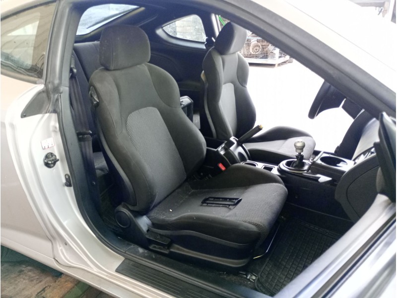 hyundai coupe ii (gk) del año 2002