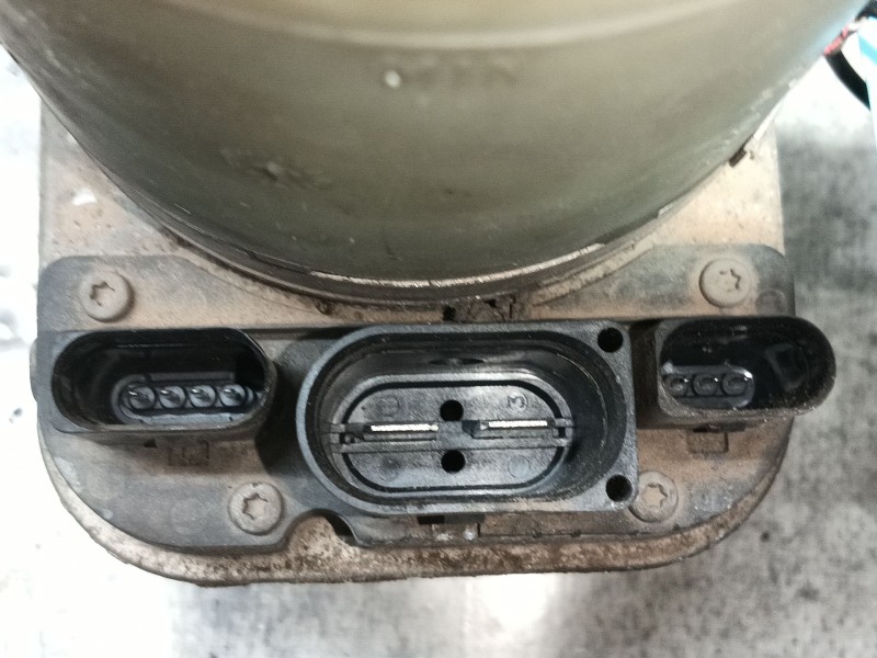 Recambio de bomba direccion para volkswagen polo iv (9n_, 9a_) 1.4 16v referencia OEM IAM 0  