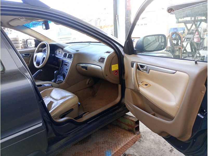 volvo xc70 i cross country (295) del año 2005