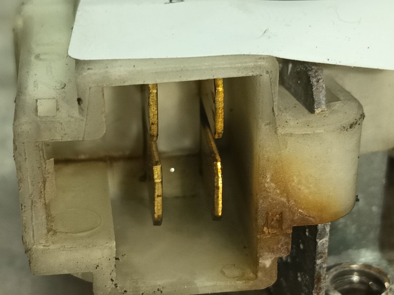 Recambio de cerradura puerta delantera derecha para nissan terrano ii (r20) 2.7 tdi 4wd referencia OEM IAM   