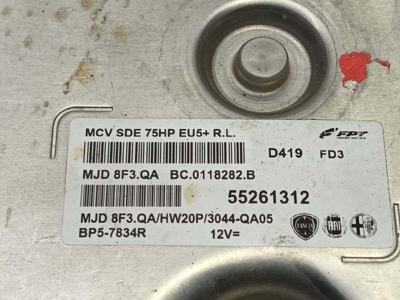 Recambio de centralita motor uce para citroën nemo monospace 1.3 hdi 75 referencia OEM IAM 1611170880 55261312 