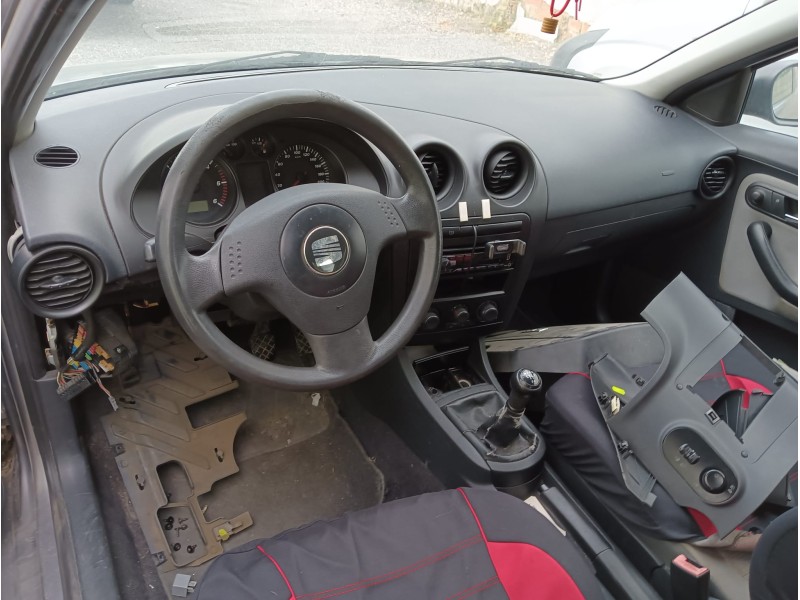 seat ibiza iii (6l1) del año 2002