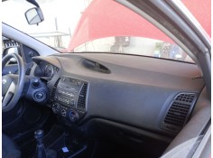 Recambio de salpicadero para hyundai i20 i (pb, pbt) 1.2 referencia OEM IAM    2