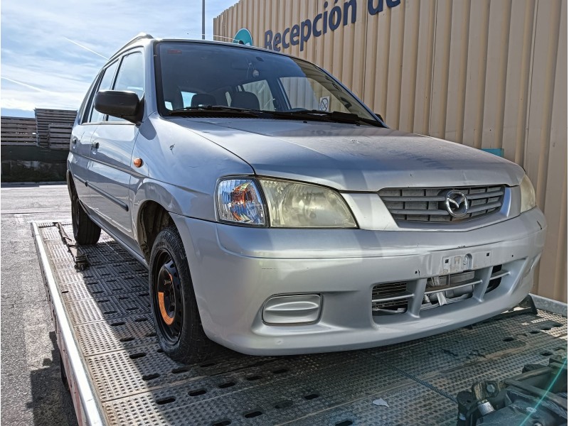 mazda demio (dw) del año 2001