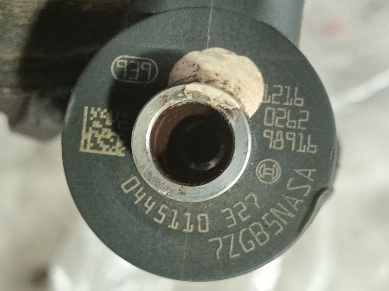 Recambio de inyector para opel insignia berlina cosmo referencia OEM IAM 0445110327  BOSCH