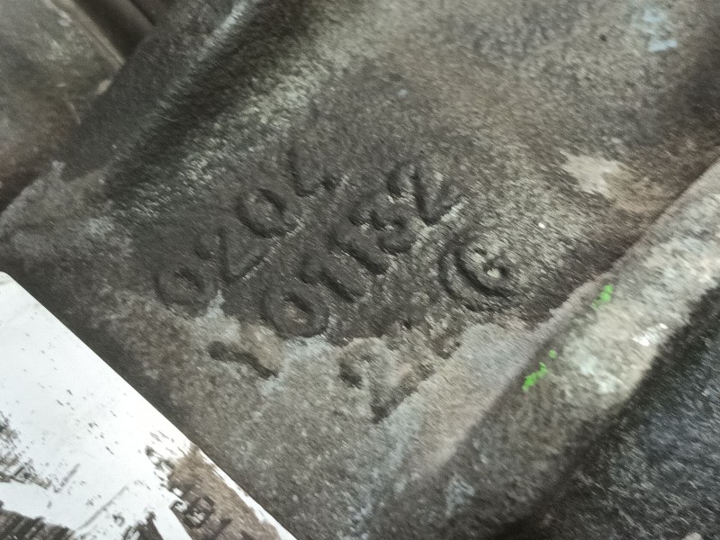 Recambio de pinza freno delantera derecha para peugeot 208 access referencia OEM IAM   