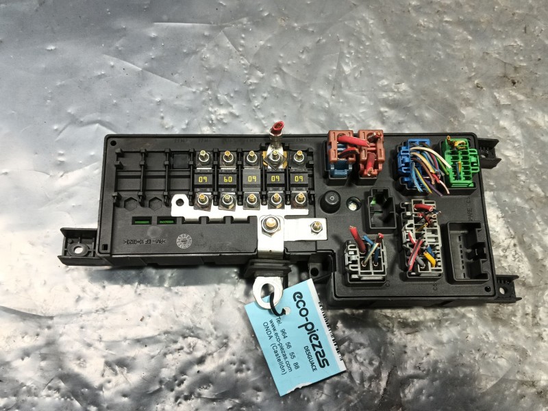 Recambio de caja reles / fusibles para volvo s60 i (384) d5 referencia OEM IAM   