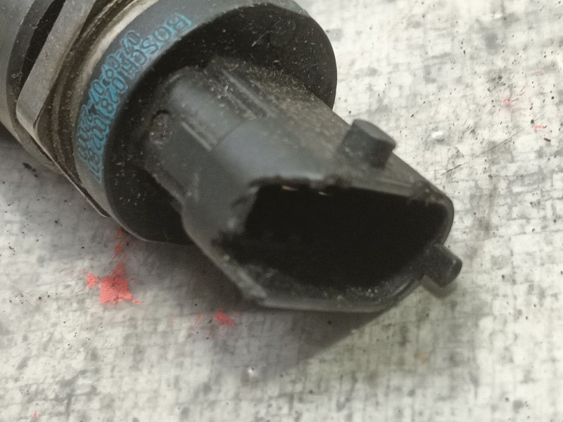 Recambio de rampa inyectora para renault trafic combi (ab 4.01) 6 - plazas, acristalado parcial 2,9t combi corto referencia OEM 