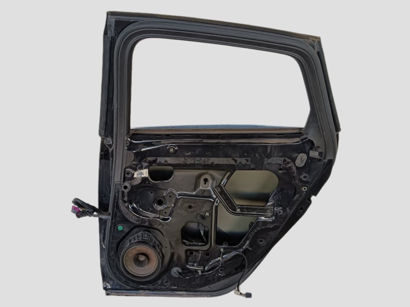 Recambio de puerta trasera derecha para opel astra j (p10) 1.7 cdti (68) referencia OEM IAM   