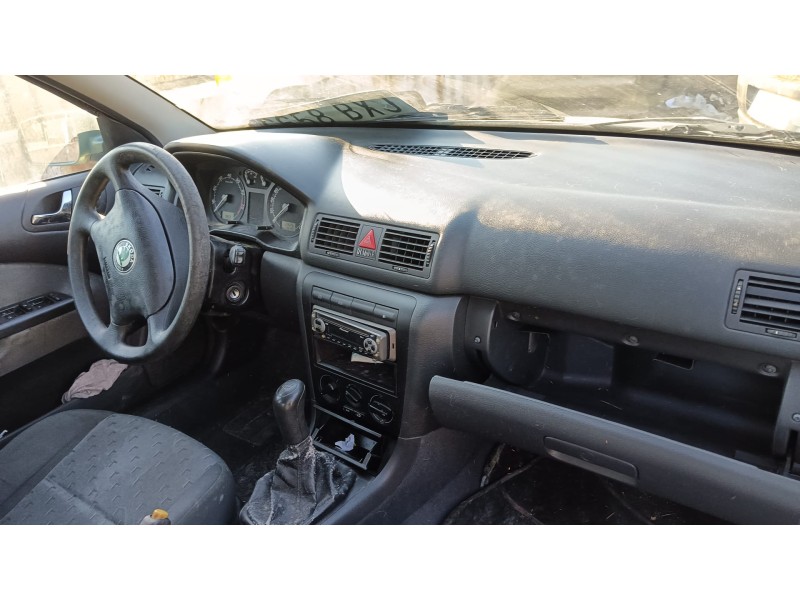 skoda octavia i (1u2) del año 2002