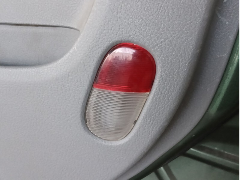 Recambio de puerta delantera derecha para kia sorento i (jc) 2.5 crdi referencia OEM IAM COMPLETA  