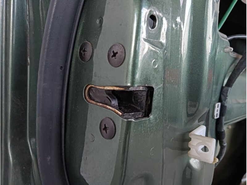 Recambio de puerta delantera izquierda para kia sorento i (jc) 2.5 crdi referencia OEM IAM   