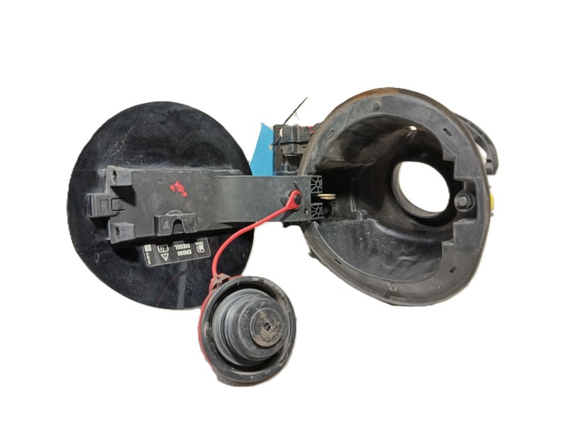 Recambio de tapa exterior combustible para opel astra j (p10) 1.7 cdti (68) referencia OEM IAM   