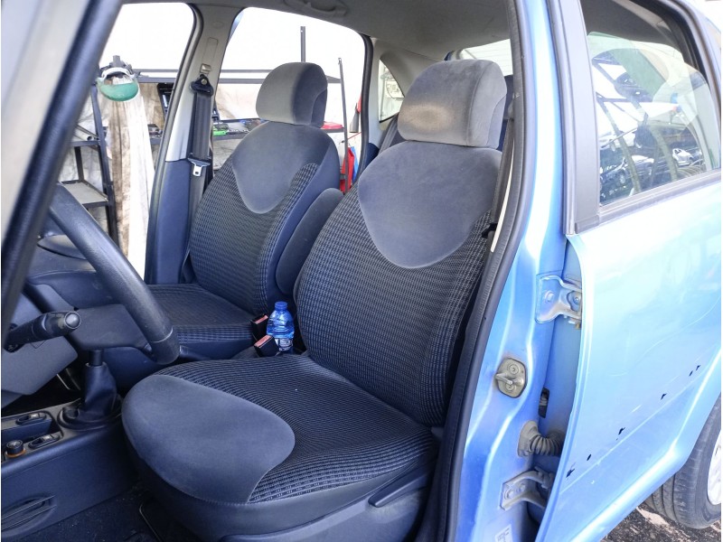 Recambio de asiento delantero izquierdo para citroën c3 i (fc_, fn_) 1.1 i referencia OEM IAM   