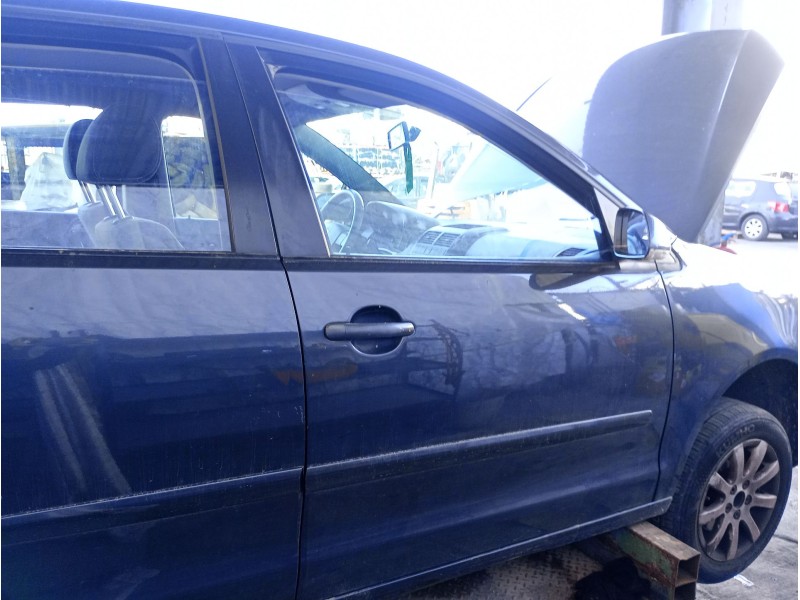Recambio de puerta delantera derecha para volkswagen polo iv (9n_, 9a_) 1.4 tdi referencia OEM IAM   