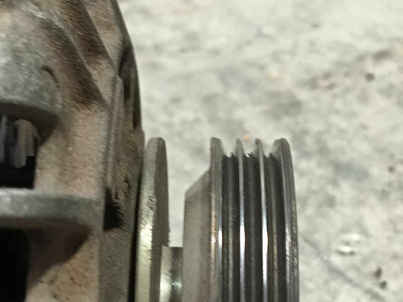 Recambio de alternador para dacia sandero 1.2 16v referencia OEM IAM   