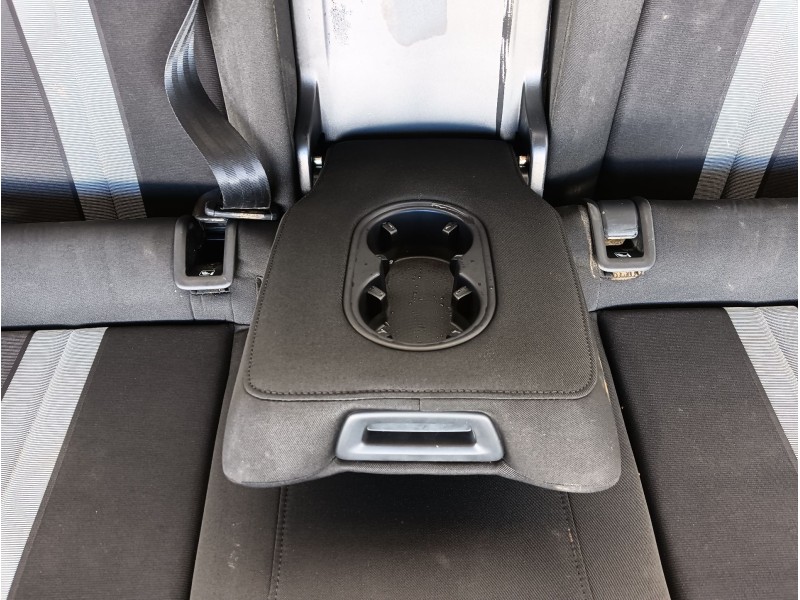 Recambio de asientos traseros para audi a3 limousine (8ys, 8ym) 30 tfsi referencia OEM IAM   