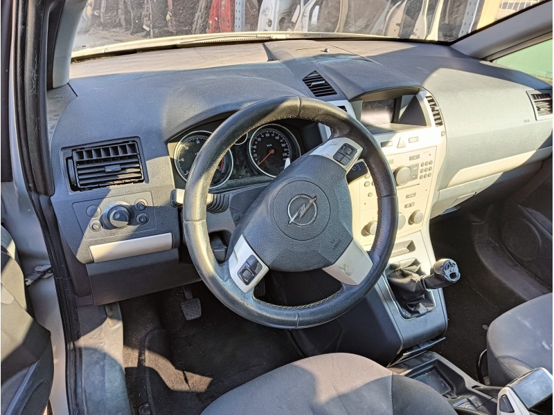 opel zafira / zafira family b (a05) del año 2008