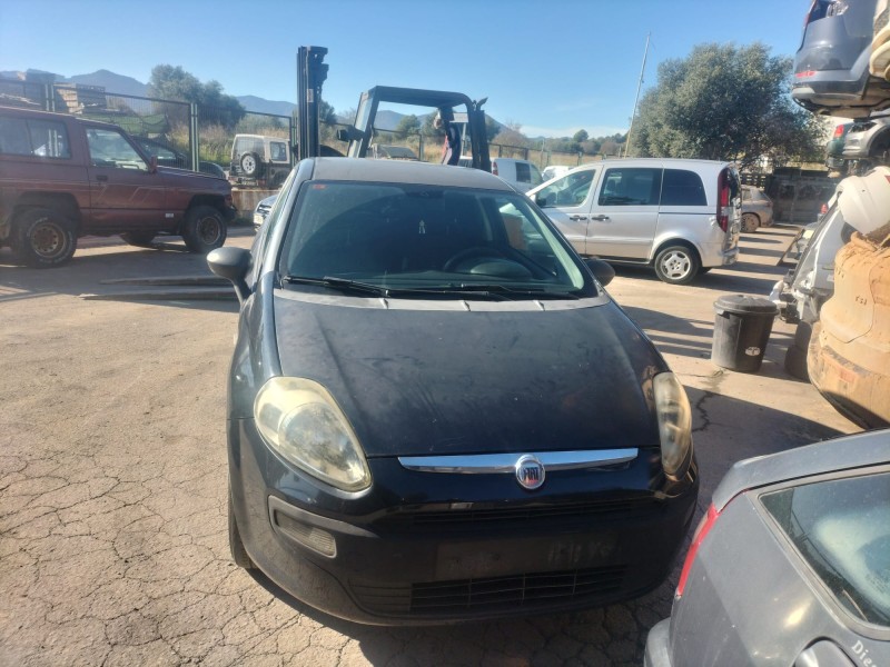 fiat grande punto (199_) del año 2011