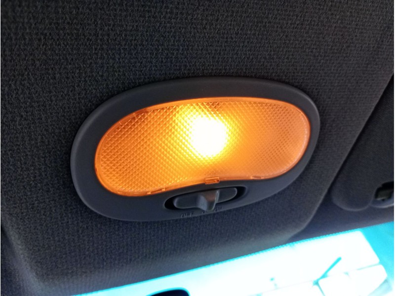 Recambio de luz interior para daewoo kalos (klas) 1.2 referencia OEM IAM   