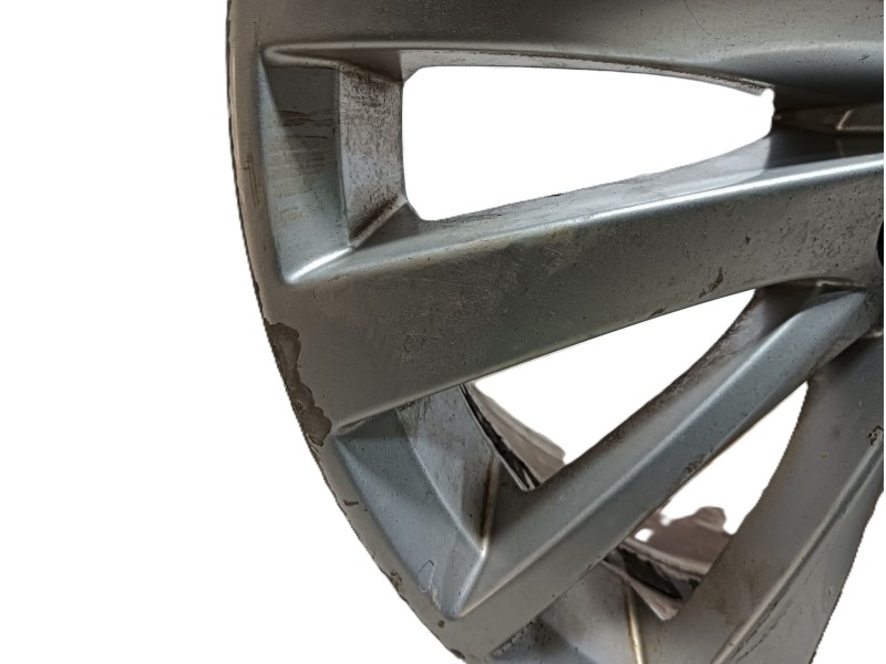 Recambio de llanta para seat exeo st (3r5) 2.0 tdi referencia OEM IAM 3R0601025E8Z8 ET42 7.5Jx17H2