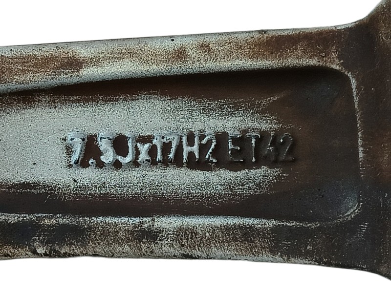 Recambio de llanta para seat exeo st (3r5) 2.0 tdi referencia OEM IAM 3R0601025E8Z8 ET42 7.5Jx17H2