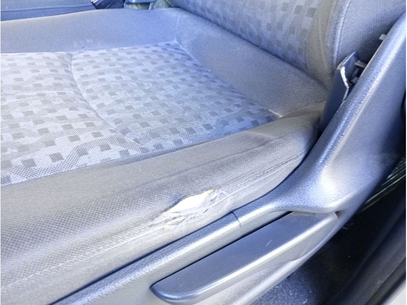 Recambio de asiento delantero izquierdo para mercedes-benz vaneo (414) 1.7 cdi (414.700) referencia OEM IAM   