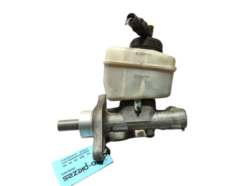 Recambio de bomba freno para dacia sandero 1.2 16v referencia OEM IAM   