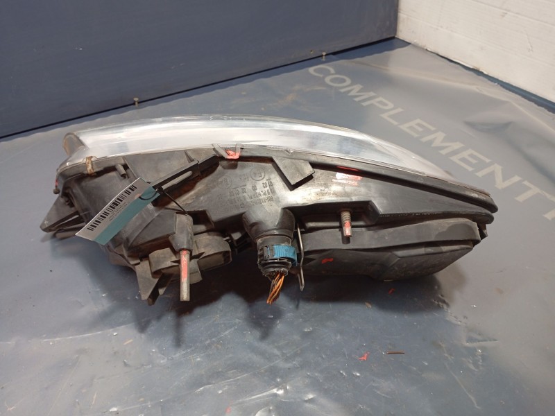 Recambio de faro derecho para fiat stilo (192_) 1.9 jtd (192_xe1a) referencia OEM IAM   