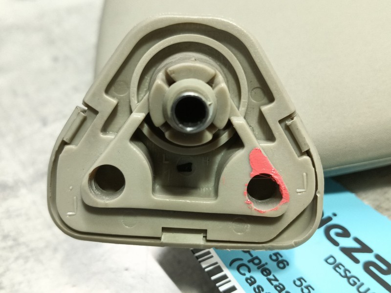 Recambio de parasol izquierdo para nissan patrol gr v wagon (y61) 3.0 dti referencia OEM IAM   