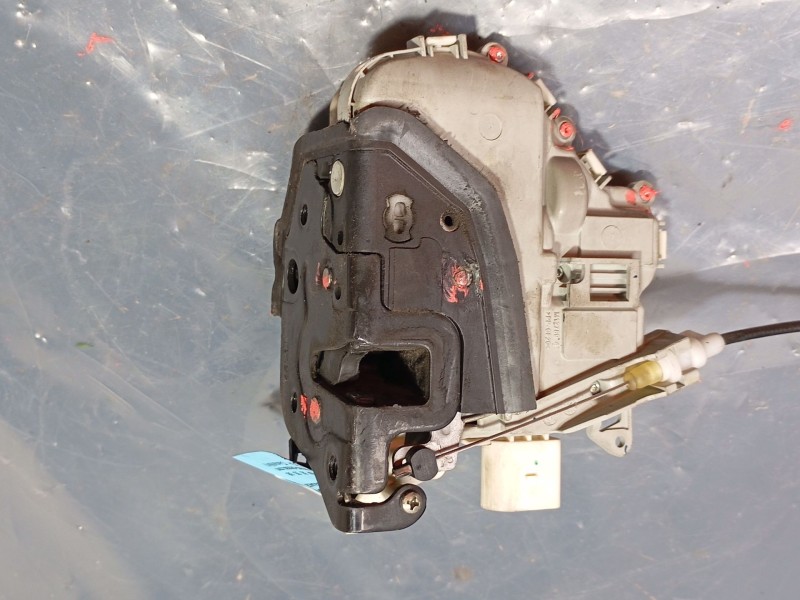 Recambio de cerradura puerta delantera izquierda para audi a4 b8 (8k2) 2.0 tfsi referencia OEM IAM   