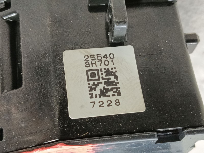 Recambio de mando intermitentes para nissan patrol gr v wagon (y61) 3.0 dti referencia OEM IAM   