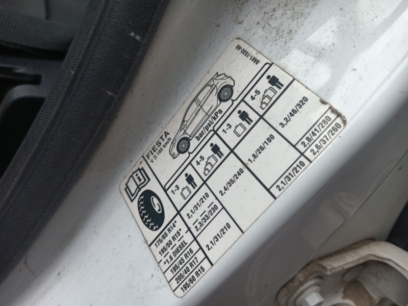 ford fiesta vi (cb1, ccn) del año 2010