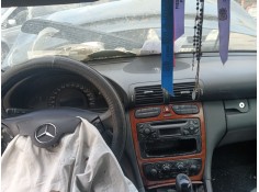 Recambio de salpicadero para mercedes-benz clase c (w203) c 200 cdi (203.004) referencia OEM IAM   