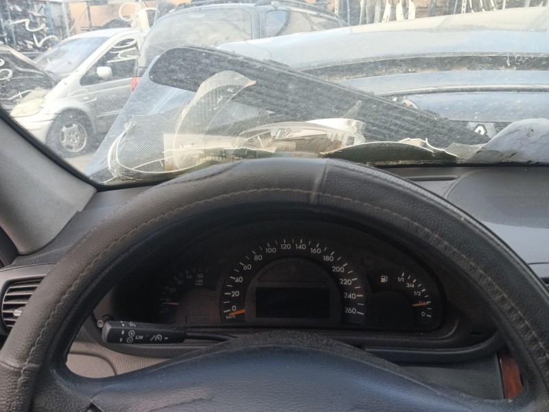 Recambio de salpicadero para mercedes-benz clase c (w203) c 200 cdi (203.004) referencia OEM IAM   
